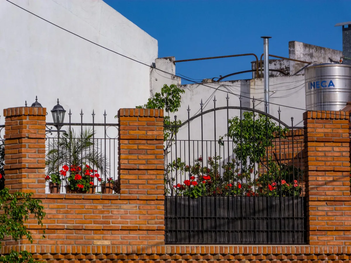 Pagar Batu Bata Ekspos